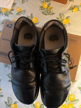 Classic Black Men's Lace-Up leather  Shoes size 14 Lems